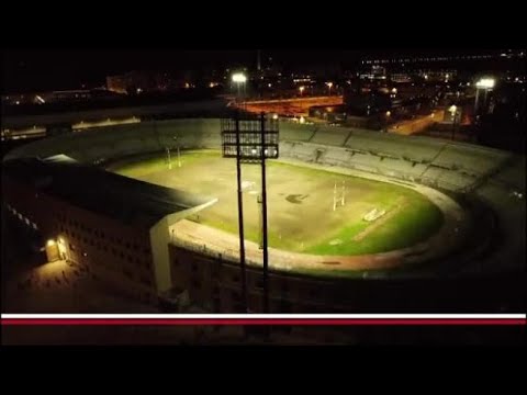 Bari, i tifosi della curva nord festeggiano i 117 anni della squadra biancorossa