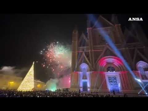 Capodanno a Orvieto, Duomo illuminato con giochi di luci