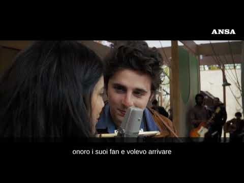 Monica Barbaro e’ Joan Baez nel film “A Complete Unknown”