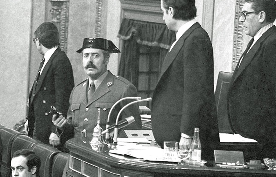 Il tentato colpo di Stato in Spagna – La storica Bibbia di Gutenberg – Il brevetto del signor Diesel