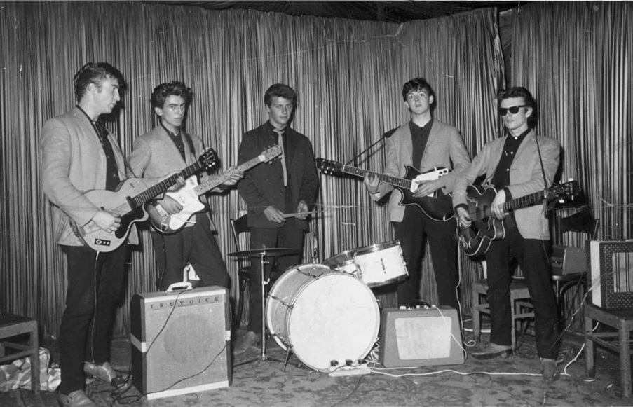Il debutto dei Beatles – Roanoke, il mistero della colonia scomparsa – Il più alto rifugio d’Europa