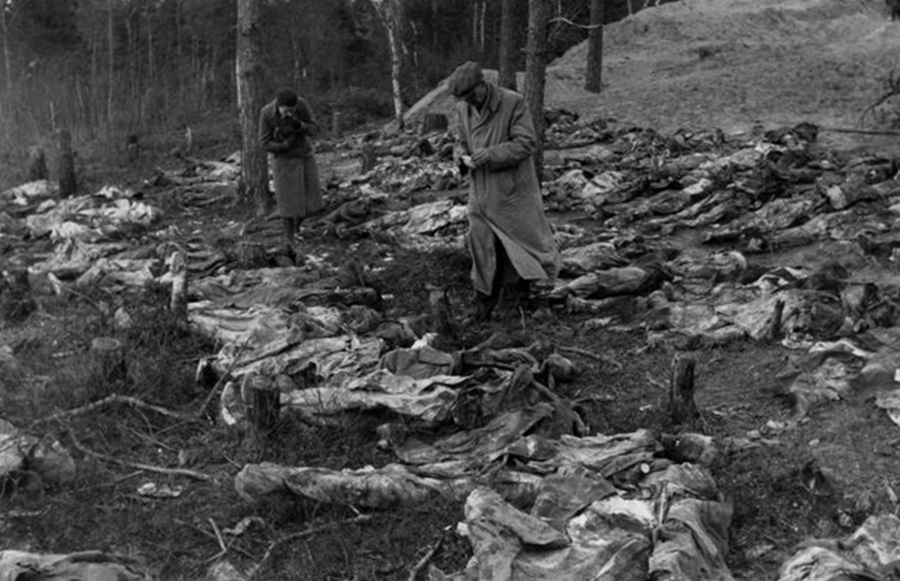 La scoperta delle fosse comuni di Katyn