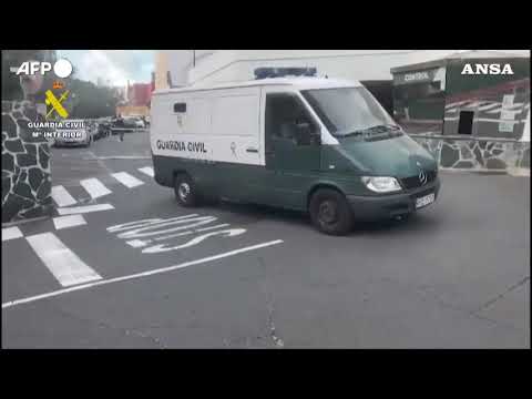 Spagna: polizia arresta trafficanti di migranti accusati di aver ucciso otto persone