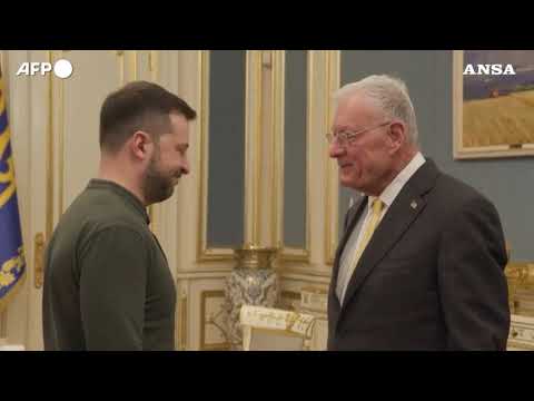 Kiev, Zelensky incontra Keith Kellogg