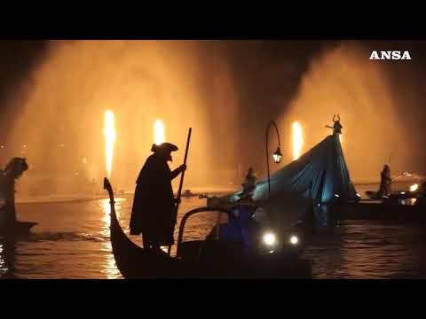 Al Carnevale di Venezia lo spettacolo sull’acqua su Casanova