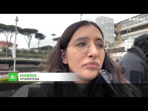 Roma, continua la degenza del Papa al Gemelli