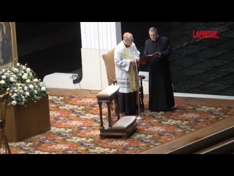 Papa Francesco, Parolin introduce il rosario in San Pietro: «Maria lo sostenga e lo aiuti»