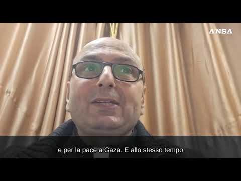Il parroco di Gaza e la telefonata del Papa di lunedi’: “Siamo commossi”