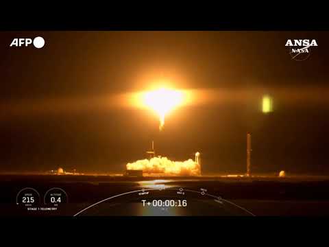 Lander Intuitive Machines lanciato per secondo allunnaggio da SpaceX