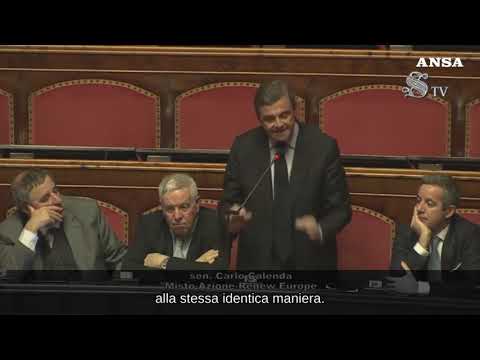 Almasri, Calenda: “Il governo non poteva lasciarlo nel deserto?”