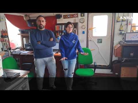 Migranti, Mediterranea: “Quando la Guardia costiera libica sparo'”