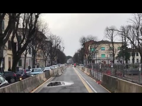 Firenze, lavori sul viale Giannotti per il tram: primo test per il traffico