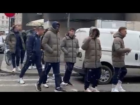 Juventus – Psv Eindhoven, la passeggiata della squadra in centro per rilassarsi prima dell’incontro