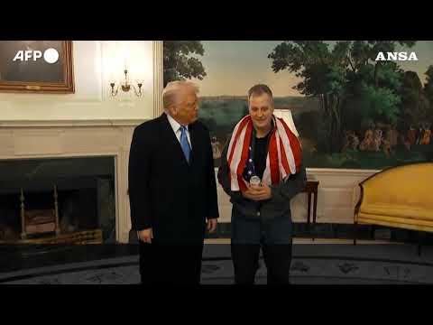 Trump incontra Marc Fogel, liberato da una prigione russa