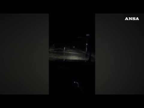 Maltempo Maremma, allagamenti: salvata donna rimasta bloccata in auto