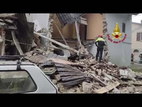 Savigno, il video dei soccorsi dopo l’esplosione nella canonica di una chiesa