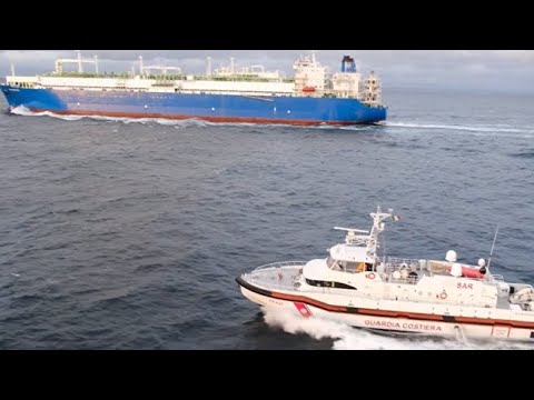 Ravenna, il video dell’arrivo della nave rigassificatrice Bw Singapore