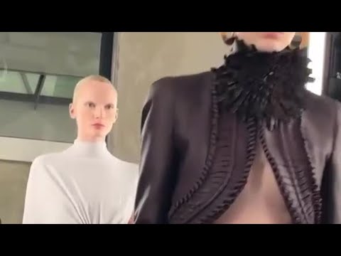 #PFW25: la sfilata di #Alaïa A/I 25/26