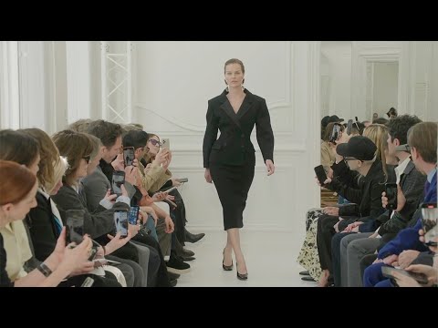 Givenchy | Fall Winter 2025/2026 | Paris Fashion Week