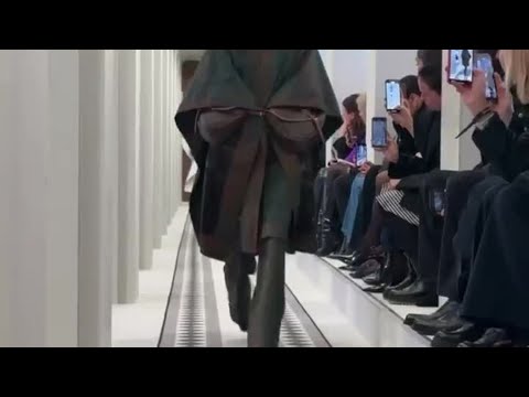 #PFW25: la sfilata di #LouisVuitton A/I 25/26