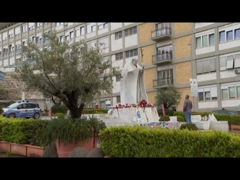 Papa Francesco, il comunicato della Santa Sede: «Il Pontefice ha trascorso una notte tranquilla»