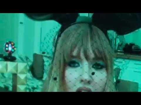 Maneskin: Victoria De Angelis balla scatenata, ecco il look per il video su Instagram