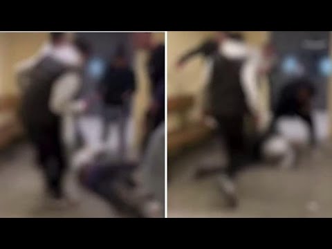 Galatina, 16enne aggredito da una baby gang