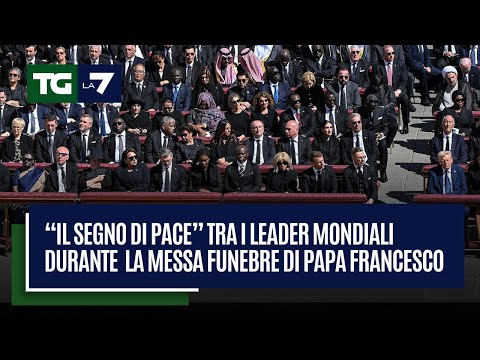 “Il segno di pace” tra I leader mondiali durante la messa funebre di Papa Francesco