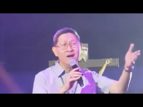 Il cardinale Tagle canta «Imagine» di John Lennon: il video della sua esibizione nel 2019