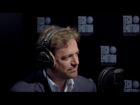 Oscar Farinetti, la sfida dell’Ai e la lezione di Leonardo: il podcast «10 minutes to inspire»