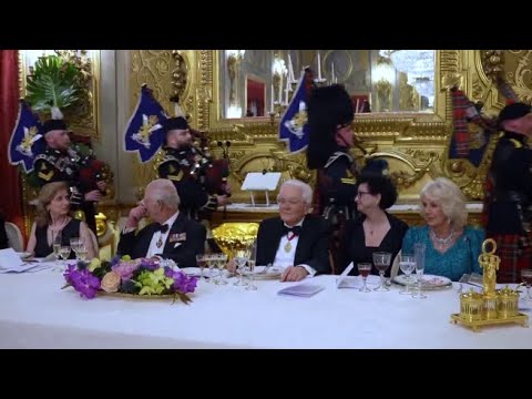 L’omaggio di Re Carlo a Mattarella: il concerto delle cornamuse scozzesi 