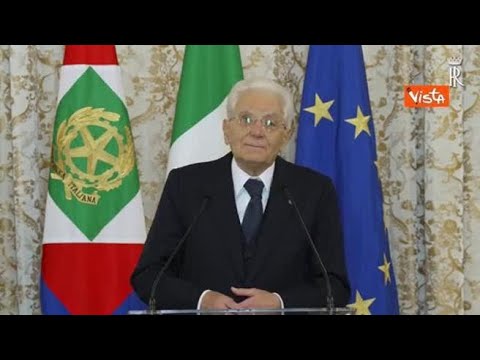 Mattarella alla Polizia: “Grande equilibrio nella gestione delle manifestazioni”