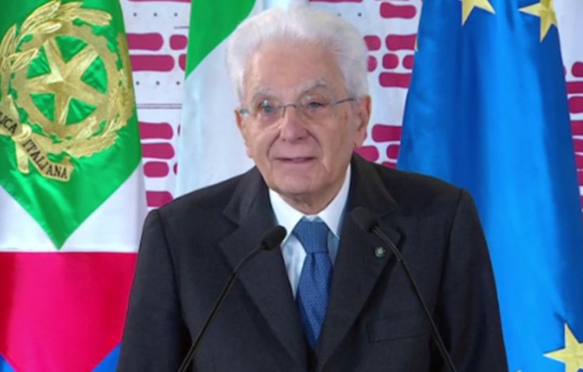 Mattarella “Su tutela diritti dei bambini non voltarsi dall’altra parte”