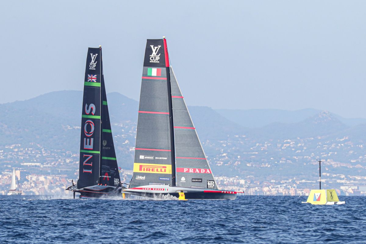 Meloni “Nel 2027 Americàs Cup a Napoli”