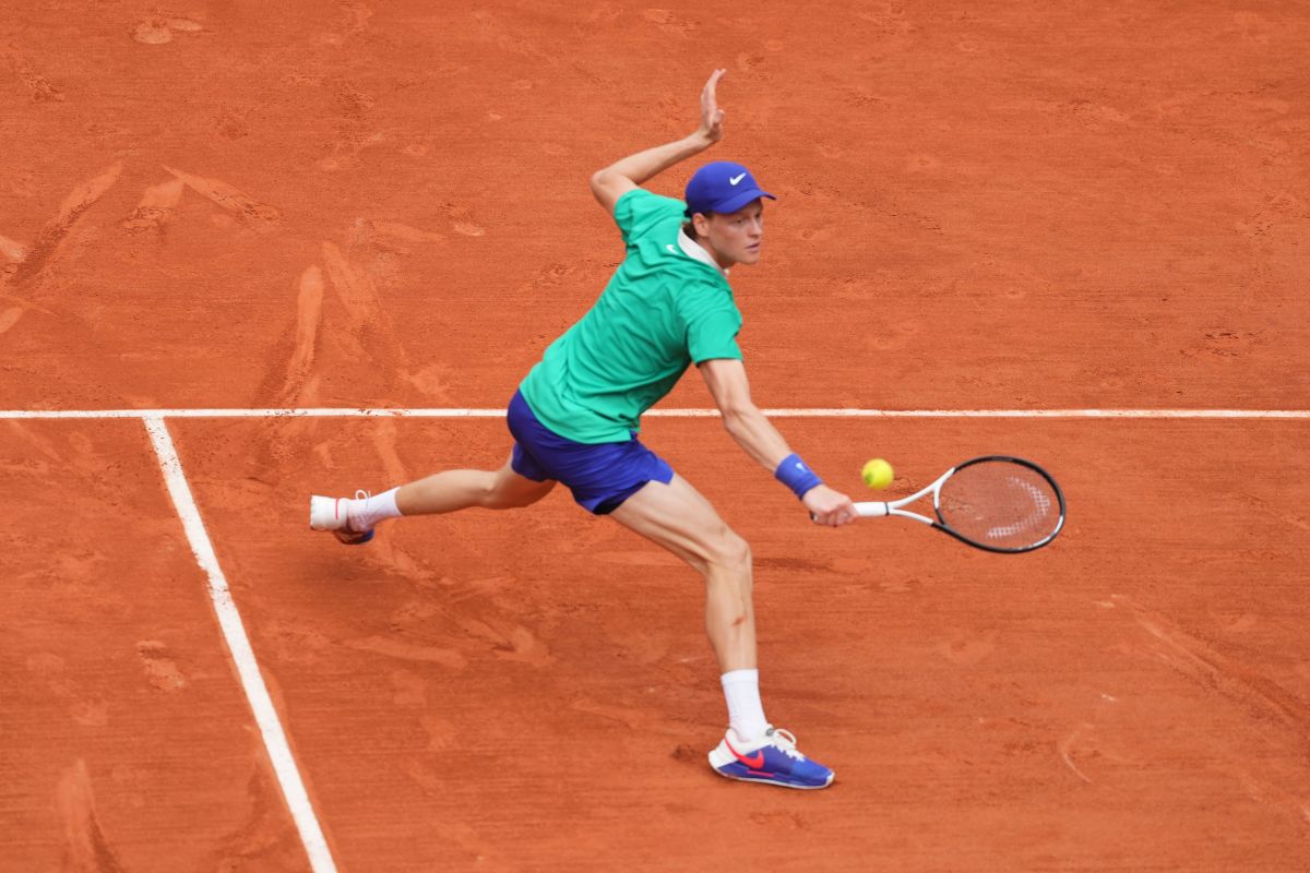 Sinner perfetto contro Lehecka, ora ottavi a Parigi contro Rublev