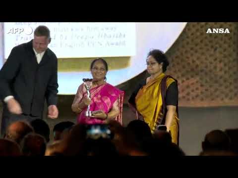 La scrittrice indiana Banu Mushtaq vince l’International Booker Prize