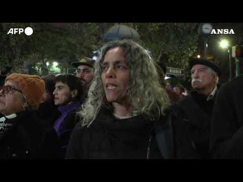 L’Uruguay “marcia in silenzio”, migliaia in piazza a Montevideo