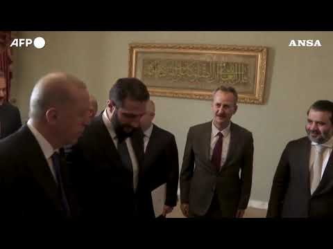Istanbul, Erdogan incontra l’omologo siriano Ahmed al-Sharaa