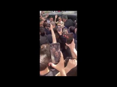 Elodie a Napoli per presentare l’ultimo album e festeggiare il compleanno