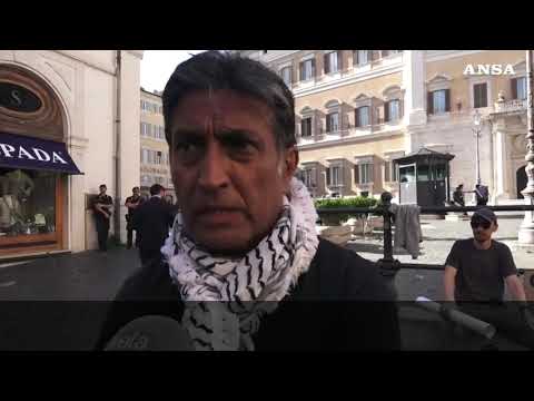 Attivisti pro Palestina in presidio permanente a Montecitorio “fino all’8 giugno”