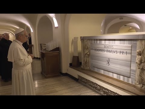 Il Papa nelle Grotte Vaticane: la visita, la messa sulla tomba di Pietro