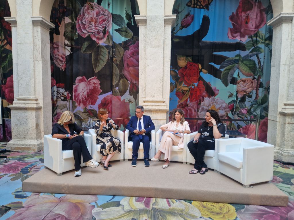 Fibrosi polmonari, a Roma una mostra racconta il vissuto dei pazienti