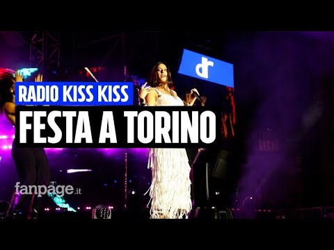 Successo per il tour di Radio Kiss Kiss a Torino: in 30mila per i grandi della musica italiana