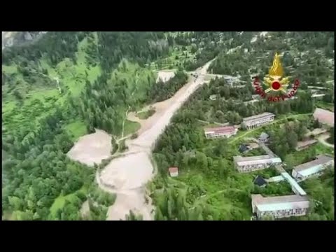 Borca di Cadore, il video della ricognizione in elicottero della frana