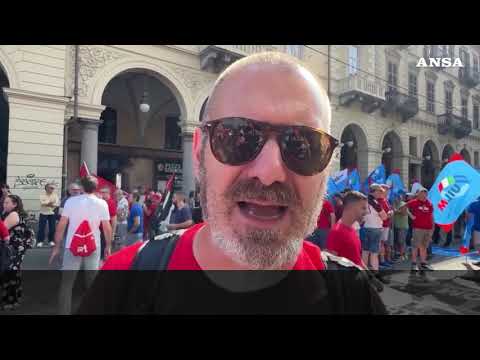 Sciopero metalmeccanici, in migliaia in piazza a Torino: “Vogliamo il contratto”