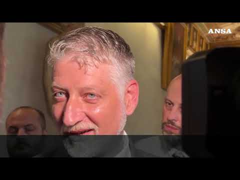 Tolta la gru degli Uffizi a Firenze. Giuli: “Restituita vista paradisiaca”