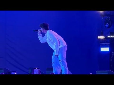 Notte Rosa, il concerto di Olly a pochi passi dal Grand Hotel di Rimini