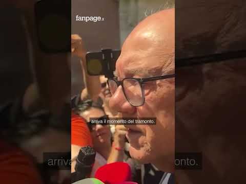 Carlo Verdone ai funerali di Alvaro Vitali