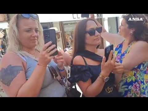 Mattinata di shopping per Kris Jenner e Khloe’ Kardashian a Venezia