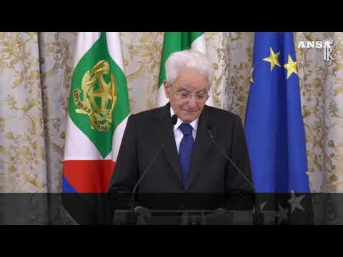 Mattarella: “Fermare i suicidi in carcere, e’ un’emergenza sociale”